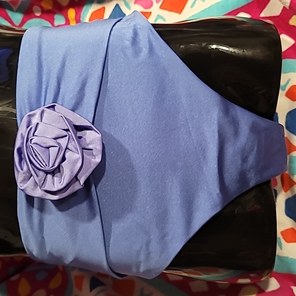 Chic Blue Bikini with Purple Floral Accents - Picture 4 of 6